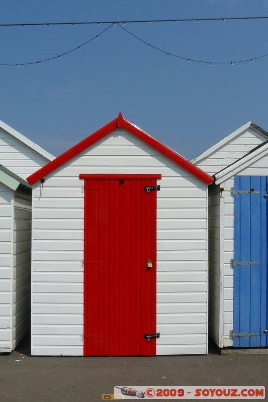 Paignton - Marine Parade - beach huts
Marine Park, Torquay, Torbay TQ3 2, UK (Paignton, Devon, England, United Kingdom)
Mots-clés: beach huts