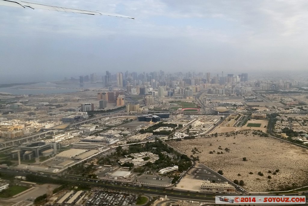 Fly Perth/Dubai - Dubai
Mots-clés: Al Twar First ARE Dubayy mirats Arabes Unis geo:lat=25.26511182 geo:lon=55.34967899 geotagged vue aerienne paysage