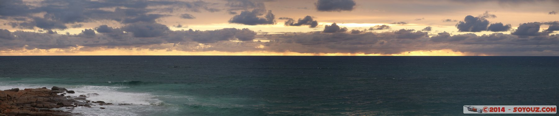 Margaret River - Gnarabup Beach - Sunset - Panorama
Stitched Panorama
Mots-clés: AUS Australie geo:lat=-34.00259713 geo:lon=114.99743630 geotagged Gnarabup Western Australia Margaret River Gnarabup Beach sunset Lumiere panorama