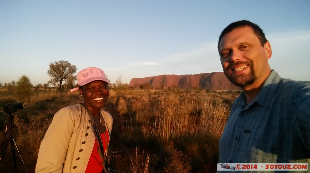 Ayers Rock / Uluru - Sunrise
Mots-clés: Uluru - Kata Tjuta National Park Northern Territory patrimoine unesco uluru Ayers rock sunset animiste