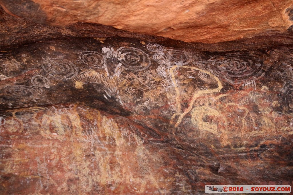 Ayers Rock / Uluru - Kuniya Walk
Mots-clés: AUS Australie Ayers Rock geo:lat=-25.35250600 geo:lon=131.03338240 geotagged Northern Territory Uluru - Kata Tjuta National Park patrimoine unesco uluru Ayers rock Kuniya Walk Aboriginal art peinture animiste