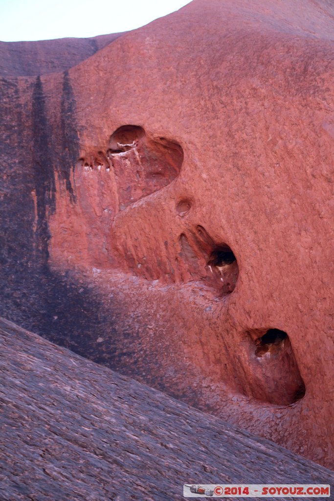 Ayers Rock / Uluru - Kuniya Walk - Mutitjulu Watherhole
Mots-clés: AUS Australie Ayers Rock geo:lat=-25.35056967 geo:lon=131.03321464 geotagged Northern Territory Uluru - Kata Tjuta National Park patrimoine unesco uluru Ayers rock Kuniya Walk Mutitjulu Watherhole animiste