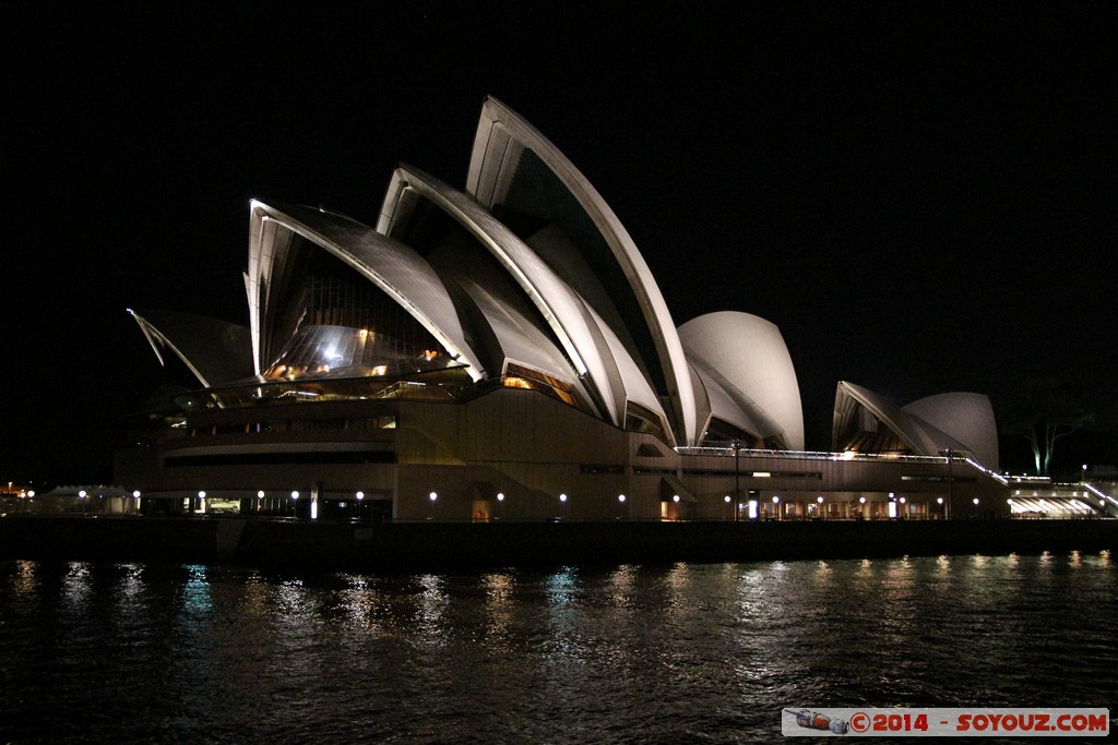 Sydney Harbour by Night - Opera House
Mots-clés: AUS Australie Dawes Point geo:lat=-33.85553240 geo:lon=151.21348440 geotagged New South Wales Sydney Nuit Sydney Harbour Port Jackson Opera House patrimoine unesco