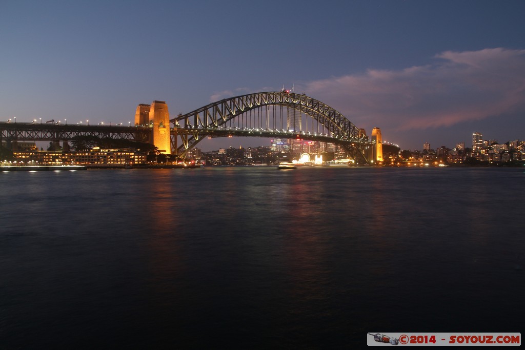 Sydney at Dusk - Circular quay - Harbour Bridge
Mots-clés: AUS Australie geo:lat=-33.85768262 geo:lon=151.21424049 geotagged New South Wales Sydney Circular quay sunset Harbour Bridge Pont Lumiere