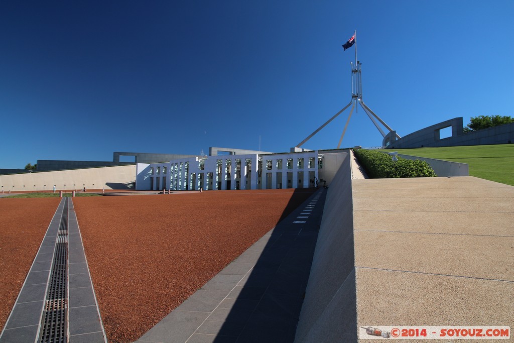 Canberra - Parliament House
Mots-clés: AUS Australian Capital Territory Australie Capital Hill geo:lat=-35.30607118 geo:lon=149.12509535 geotagged Parliament House