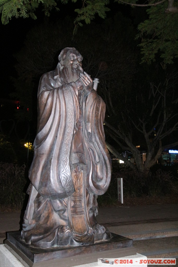 Brisbane by Night - South Bank Parklands - Confucius
Mots-clés: AUS Australie geo:lat=-27.47999040 geo:lon=153.02469920 geotagged Queensland South Brisbane brisbane Nuit South Bank Parklands sculpture statue