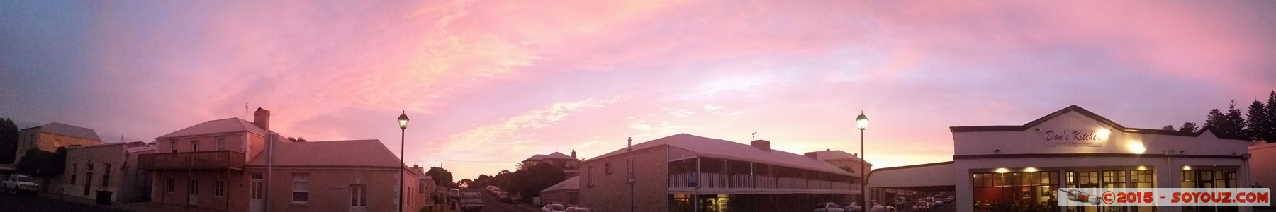 Robe - Spectacular Sunset - Panorama
Mots-clés: AUS Australie geo:lat=-37.16329972 geo:lon=139.75631141 geotagged Robe South Australia sunset Lumiere panorama